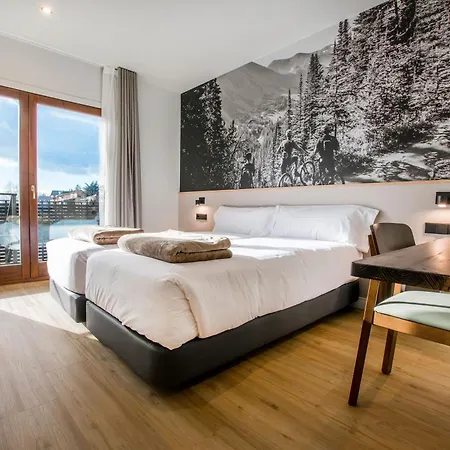 Hotel Llivia 3* Llivia