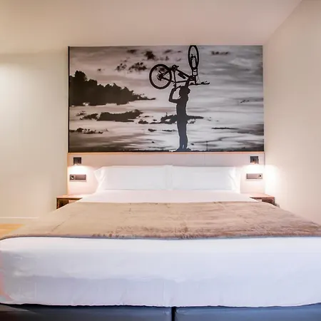 Hotel Llivia